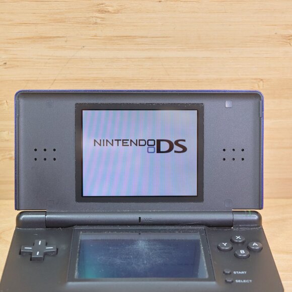 Nintendo DS Lite | Authentic | Includes Stylus + Charger | Tested - Picture 5 of 11